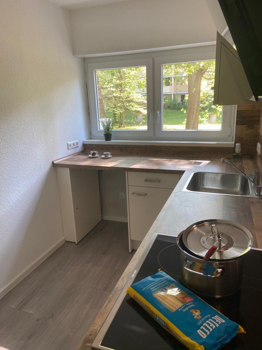 K�che mit Cerankochfeld Erdgeschosswohnung Karlsruhe / Waldstadt