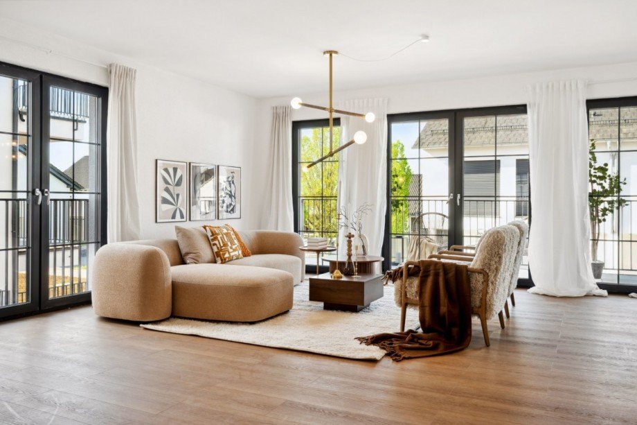 Gro�z�giger Wohnbereich mit Zugang zur Terrasse Doppelhaush�lfte Bad Rappenau / Babstadt